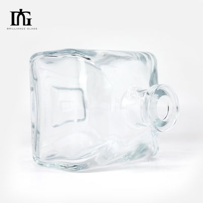 Bouteille en verre de 500 ml/700 ml/750 ml pour la vodka et le vin spiritueux