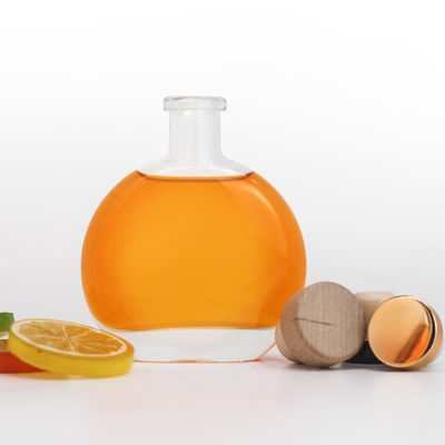 Bouteille en verre de 500 ml gravée pour le gin et le cognac en forme unique