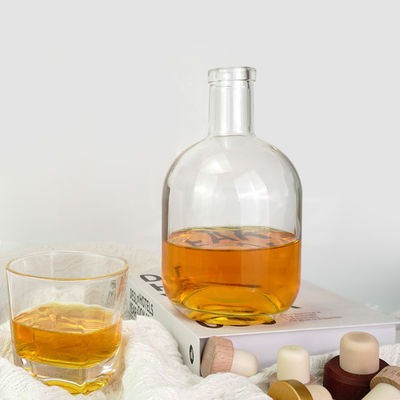330 ml/500 ml/700 ml Bouteille de vin pour alcool Bouteille en verre Peinture Gravure Estampage à chaud