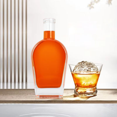 Whisky Liquor Gin Rum Vodka Bouteille en verre avec bouchon en verre 450ml 700ml 750ml Matériau du collier