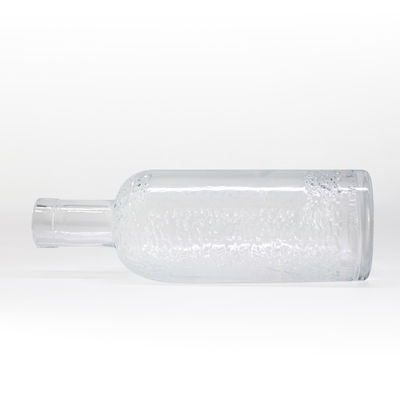 Bouteille en verre pour boissons de surface de manipulation de l'écorce acide de 750 ml de capacité et transparente