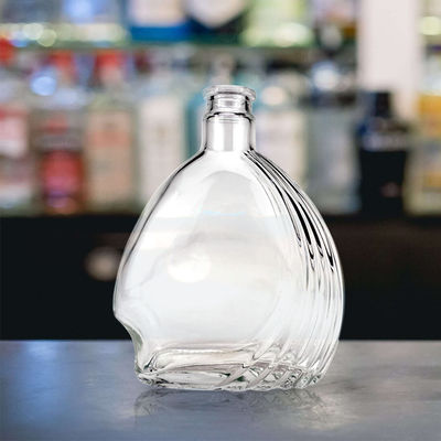 Surface de gravure Manipulation 500 ml Bouteille de verre vide en forme de liqueur pour le champagne