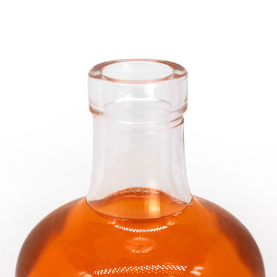 250ml/350ml/500ml/550ml/650ml/700ml/750ml Forme carrée Décal artisanal Bouteille de gin en verre