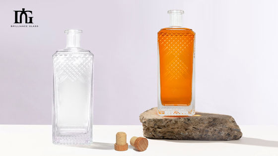 Type d'étanchéité Bouteille en verre de 700 ml 375 ml 500 ml pour le whisky Liqueur Square Vodka