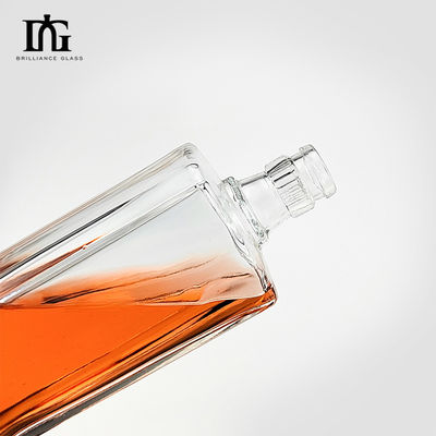 Bouteille en verre transparent de 500 ml pour le vin de luxe Liquor Rum Whisky Gin Vodka Prouvé