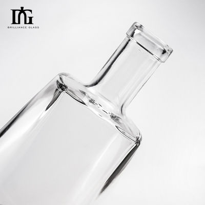 Matériau de base Verre 50 ml 350 ml 700 ml 750 ml 1000 ml Bouteille de vodka pour boissons